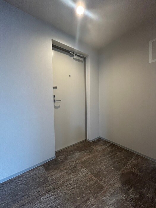 物件内観写真22　(玄関)