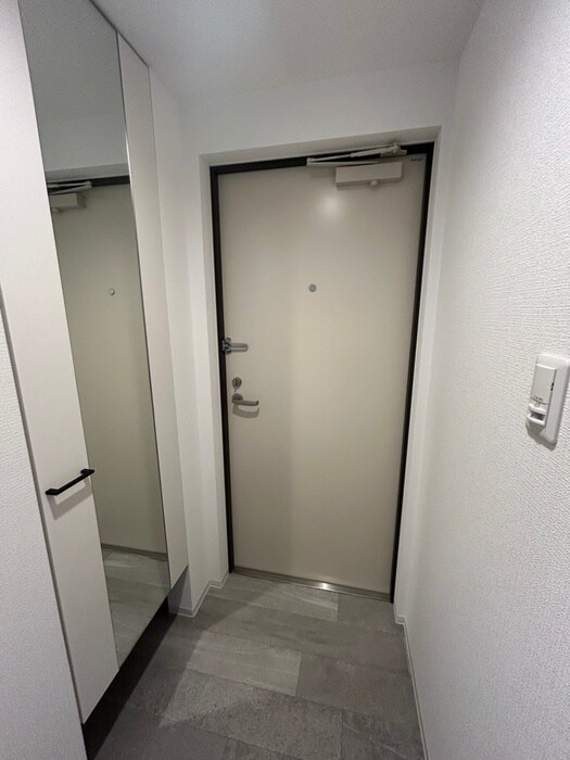 物件内観写真21　(玄関)