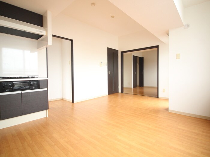 物件内観写真8　(居室)