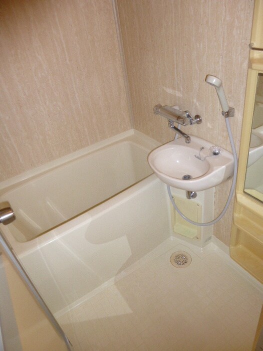物件内観写真14　(バス／シャワールーム等)