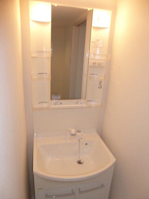 物件内観写真15　(洗面)