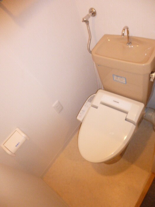 物件内観写真16　(トイレ)