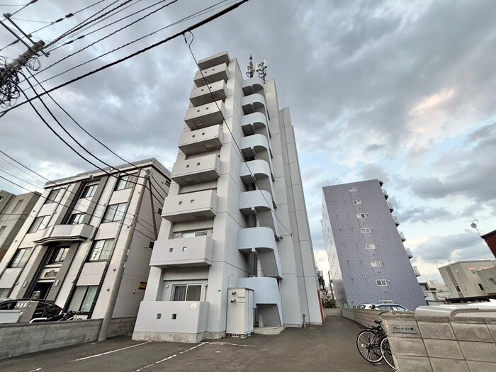 物件外観写真1　(外観写真)