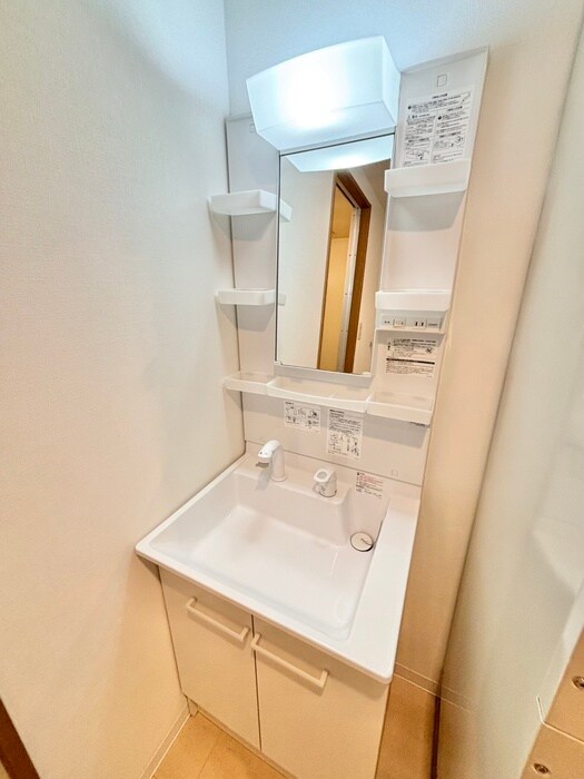 物件内観写真15　(洗面)