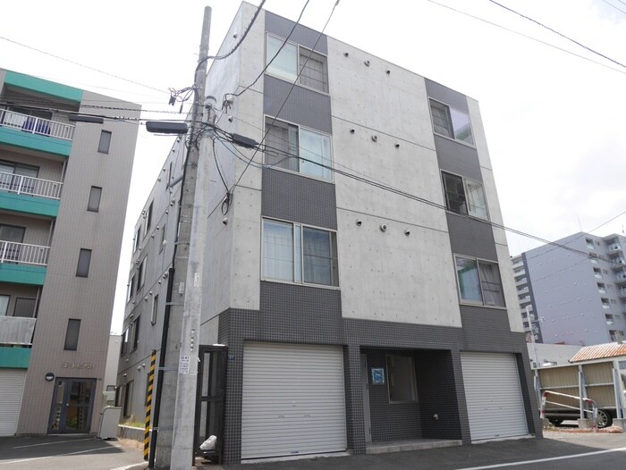 物件外観写真1　(外観写真)