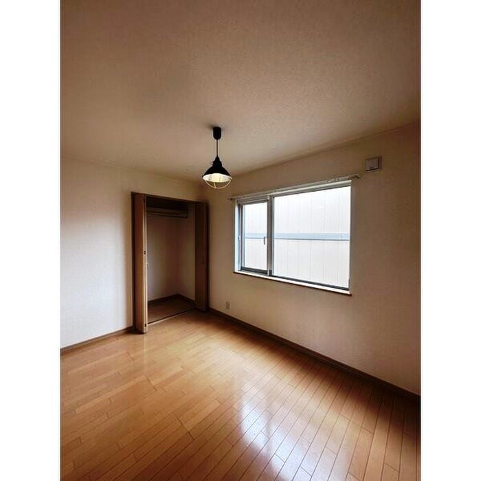 物件内観写真10　(居室)