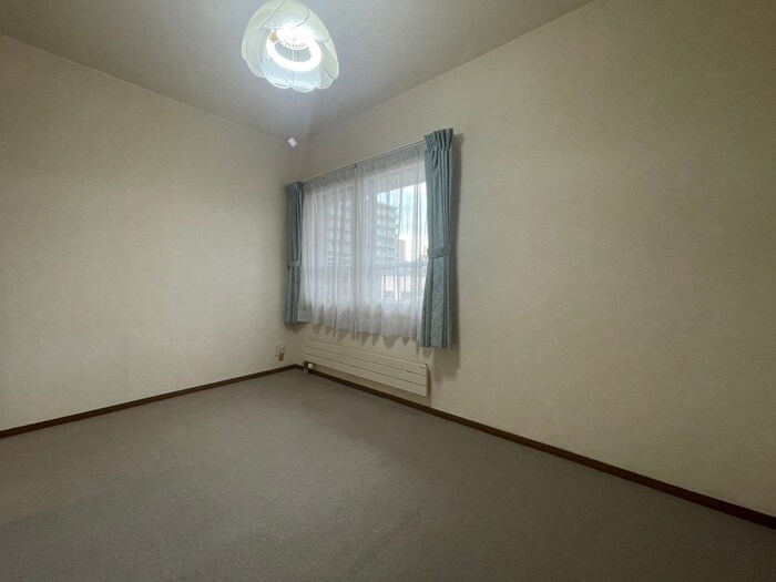 物件内観写真21　(居室)