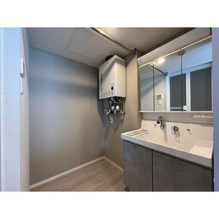 物件内観写真7　(洗面)