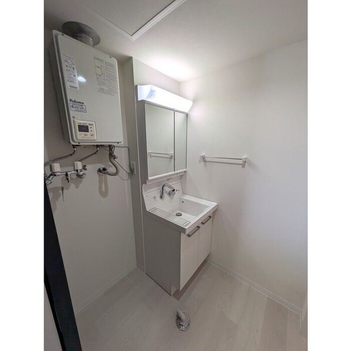 物件内観写真13　(洗面)