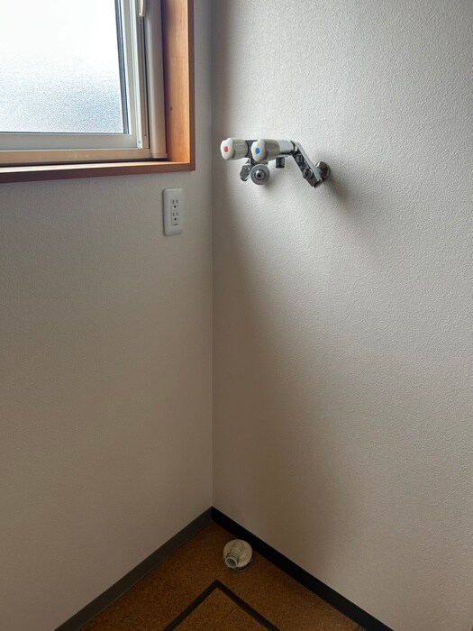 物件内観写真13　(洗濯機置場)