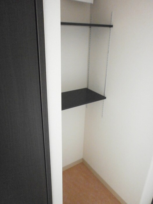 物件内観写真18　(収納)