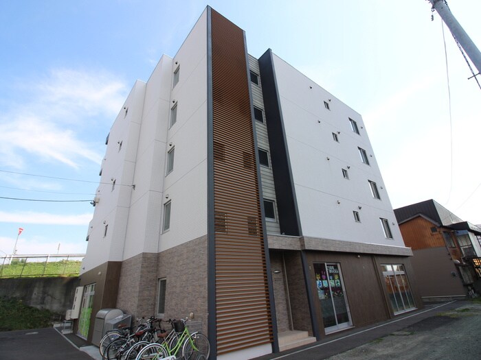 物件外観写真6　(外観写真)