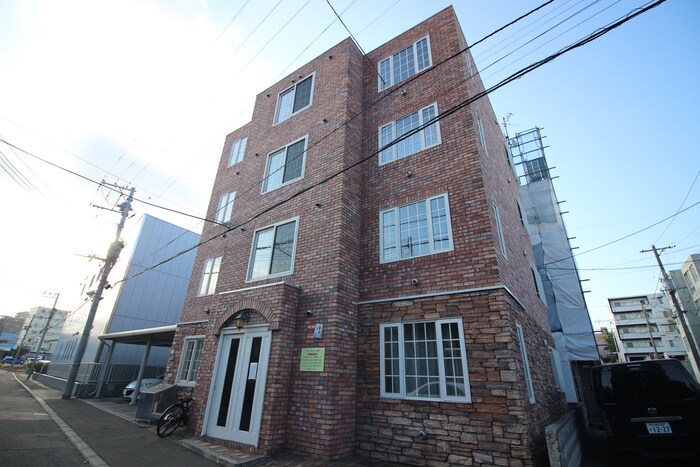 物件外観写真2　(外観写真)