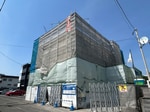 建築中