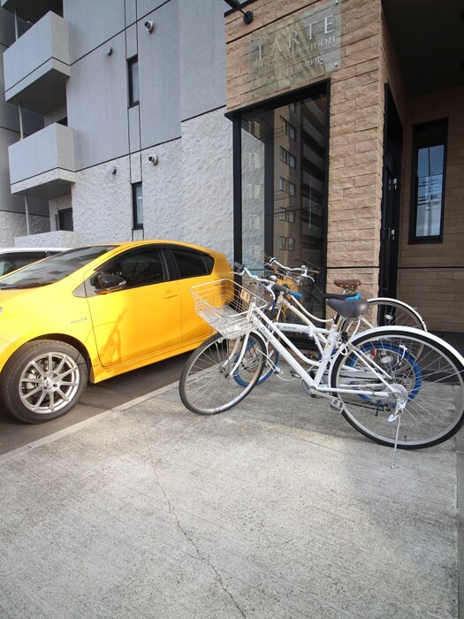 物件外観写真5　(駐輪場)