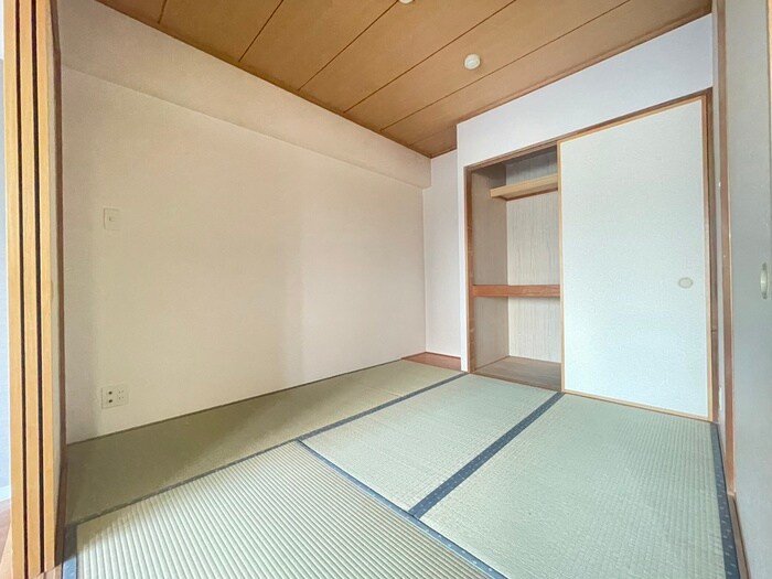 物件内観写真10　(居室)