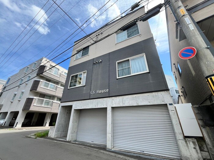 物件外観写真2　(外観写真)