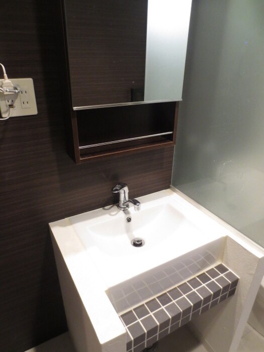 物件内観写真11　(洗面)