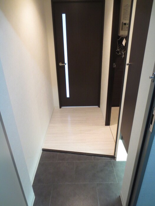物件内観写真15　(玄関)