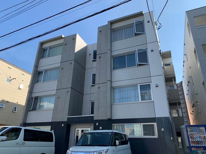 物件外観写真2　(外観写真)