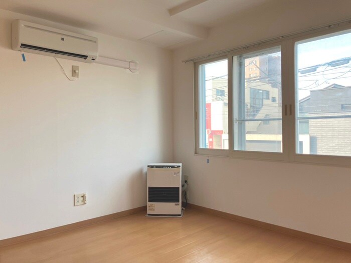 物件内観写真13　(居室)