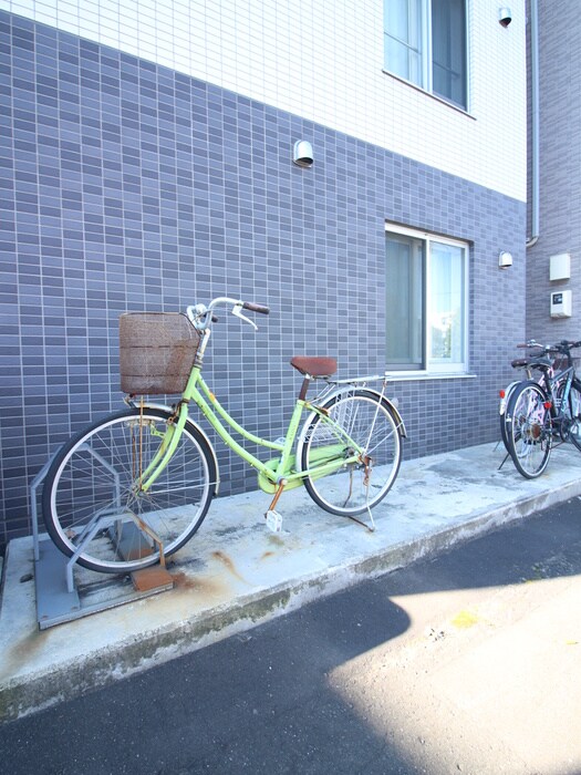 物件外観写真6　(駐輪場)