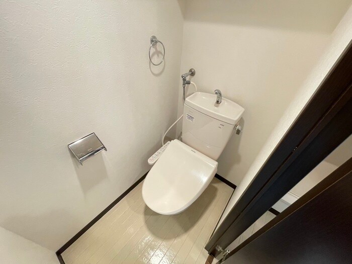 物件内観写真13　(トイレ)