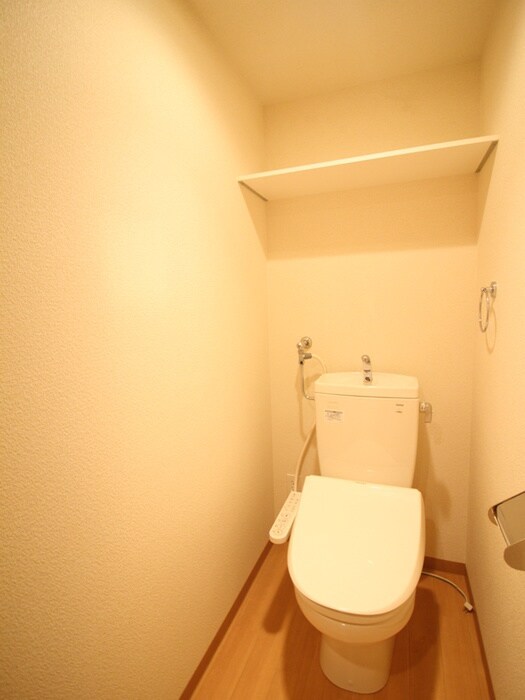 物件内観写真15　(トイレ)