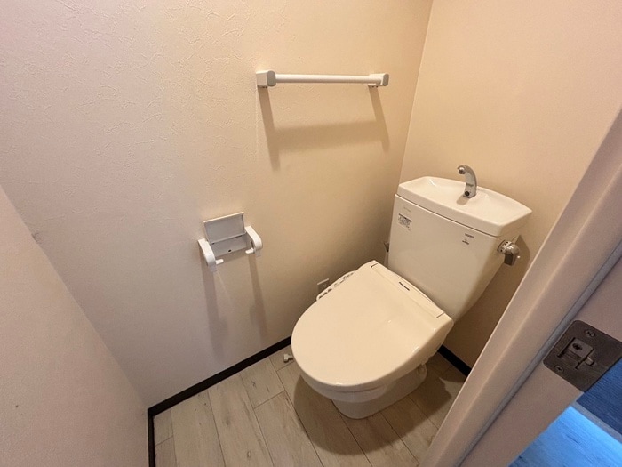 物件内観写真13　(トイレ)