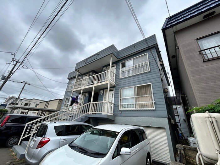 物件外観写真2　(外観写真)