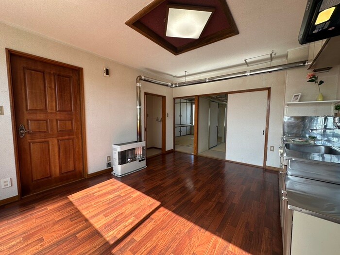 物件内観写真8　(居室)