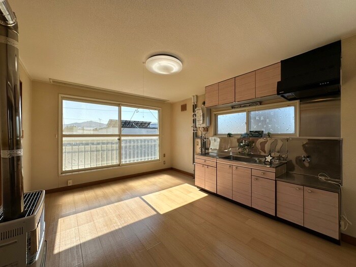 物件内観写真8　(居室)