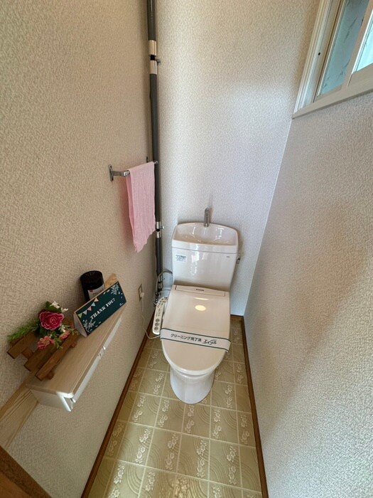 物件内観写真14　(トイレ)