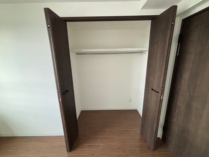 物件内観写真12　(収納)