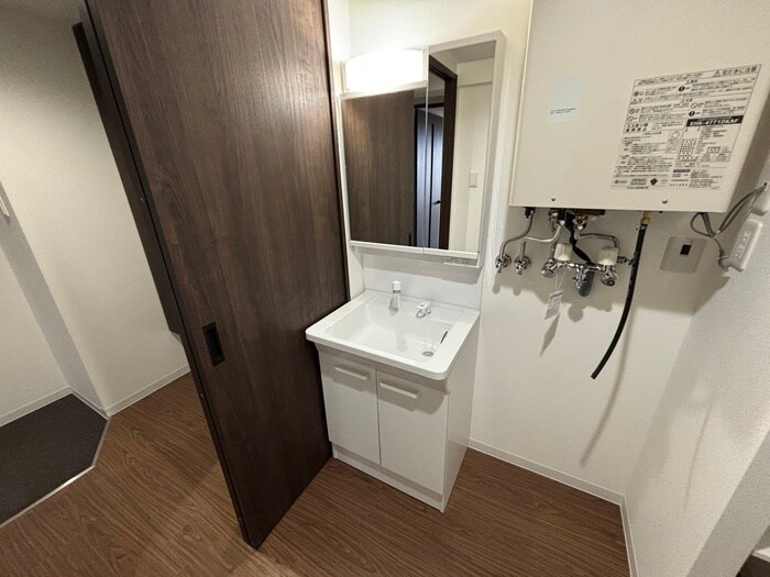 物件内観写真14　(洗面)