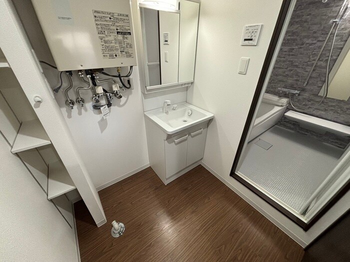 物件内観写真15　(洗面)