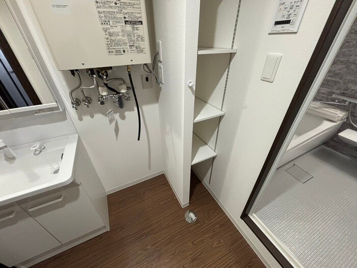 物件内観写真19　(洗濯機置場)