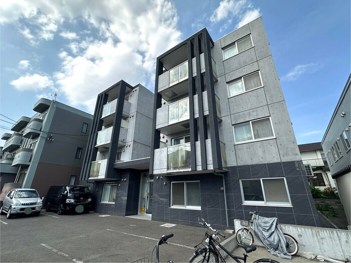 物件外観写真1　(建物設備)