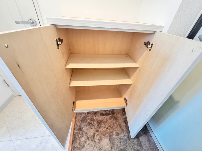 物件内観写真14　(靴箱)