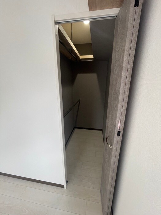 物件内観写真15　(収納)