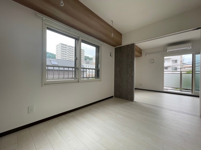 物件内観写真22　(居室)