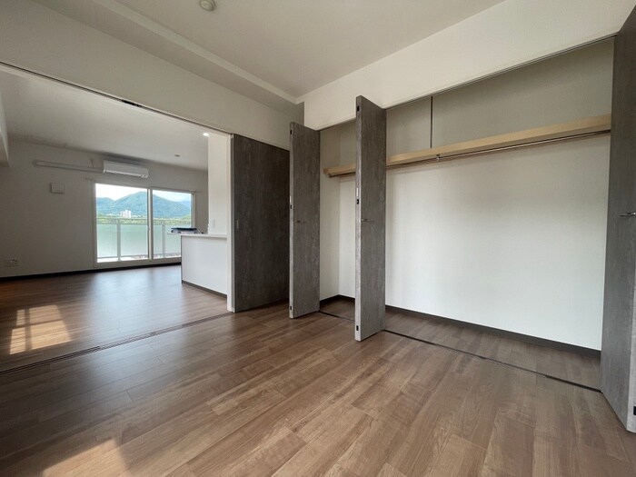 物件内観写真22　(居室)