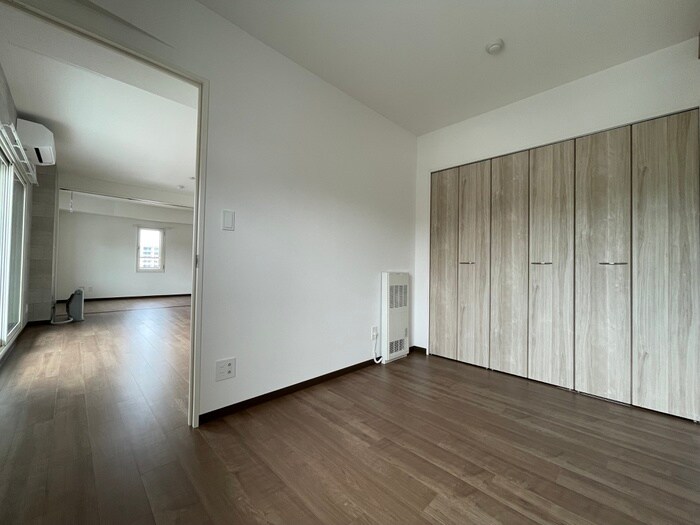 物件内観写真22　(居室)