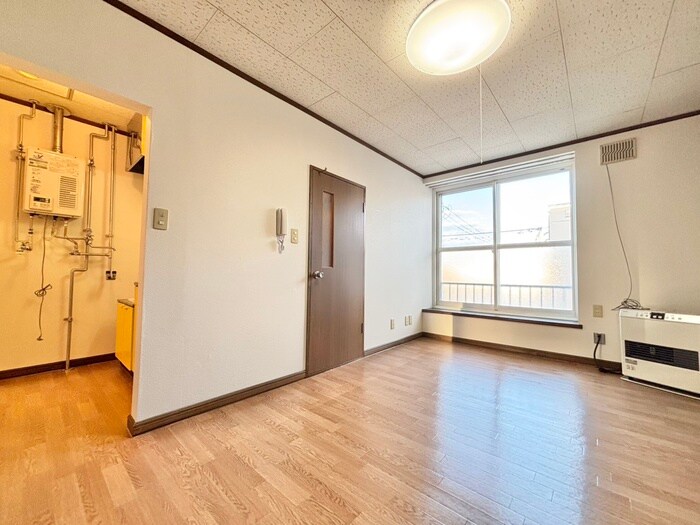 物件内観写真10　(居室)