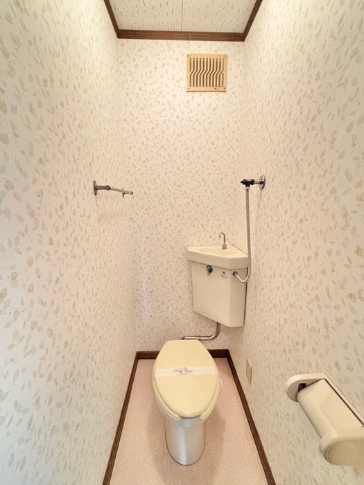 物件内観写真15　(トイレ)