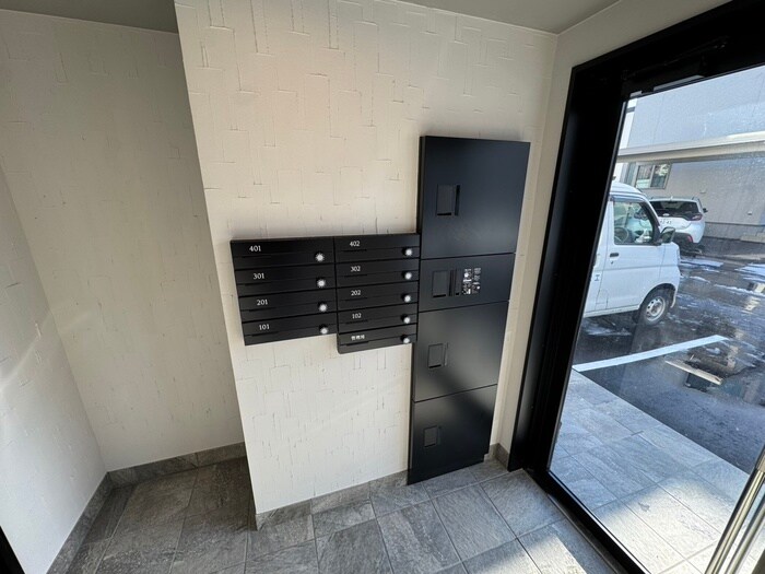 物件外観写真6　(建物設備)