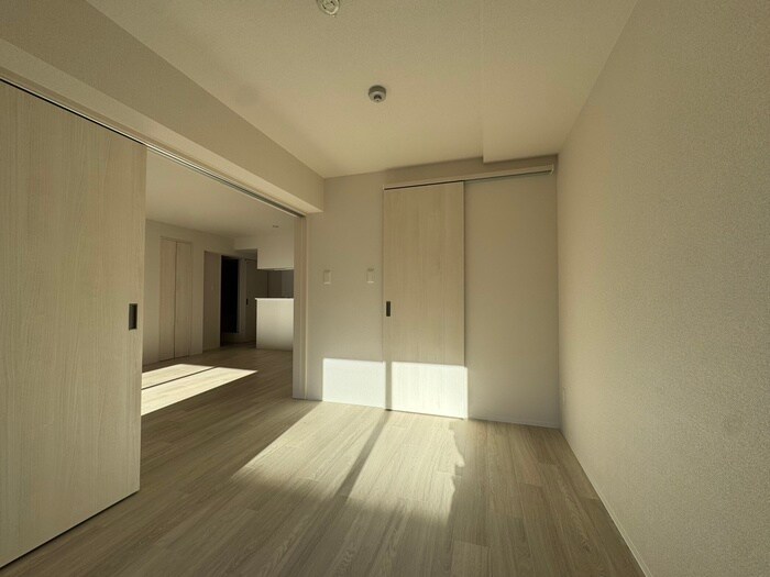 物件内観写真11　(居室)