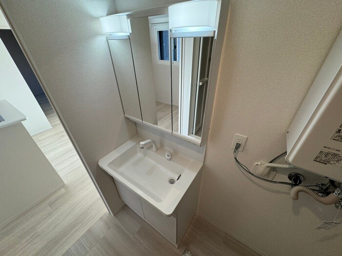 物件内観写真17　(洗面)