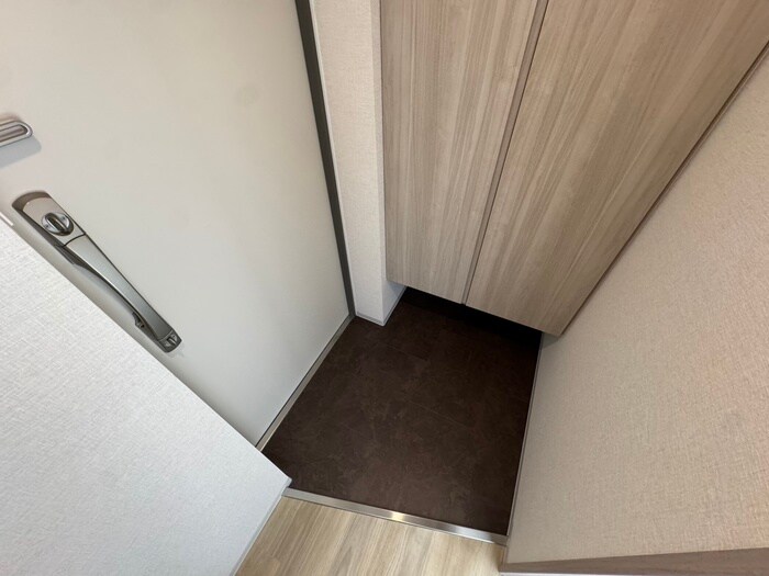 物件内観写真22　(玄関)