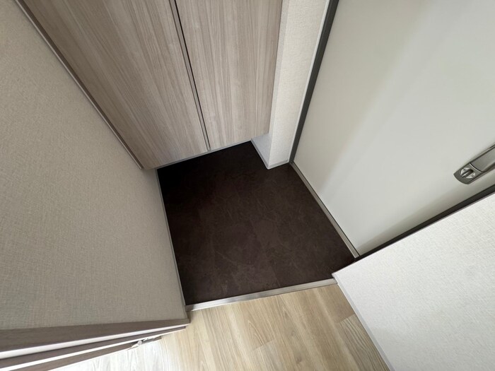物件内観写真22　(玄関)